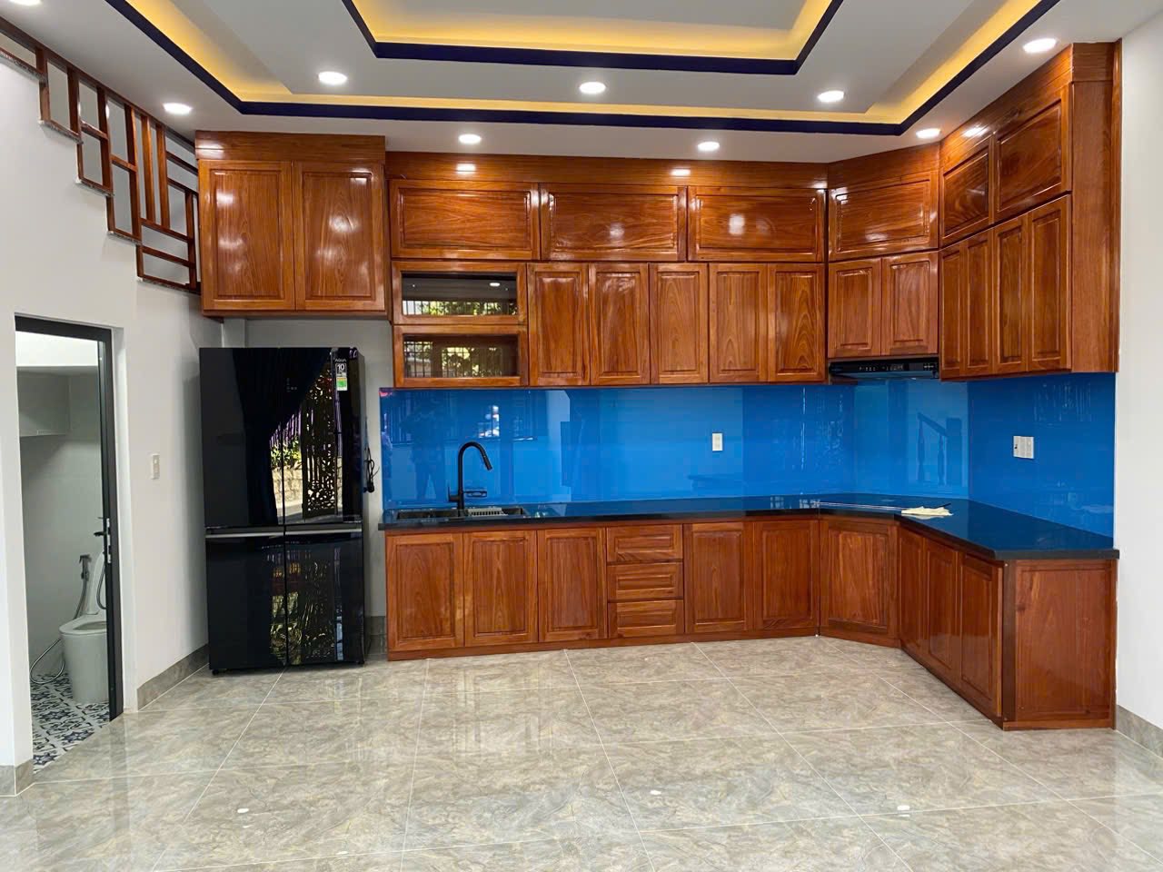 BÁN 3 CĂN NHÀ MỚI MÊ ĐÚC MỚI TINH MẶT TIỀN ĐƯỜNG MAI AN TIÊM PHƯỜNG VĨNH PHƯỚC - Ảnh 2
