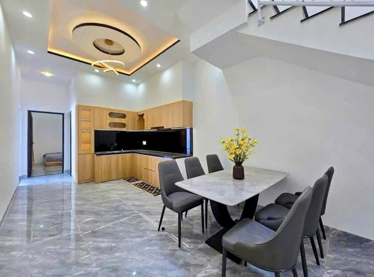 BÁN NHÀ 2 TẦNG 100M2- TRẦN QUANG KHẢI – HẺM Ô TÔ – GẦN BIG C (GO) DĨ AN. - Ảnh 2
