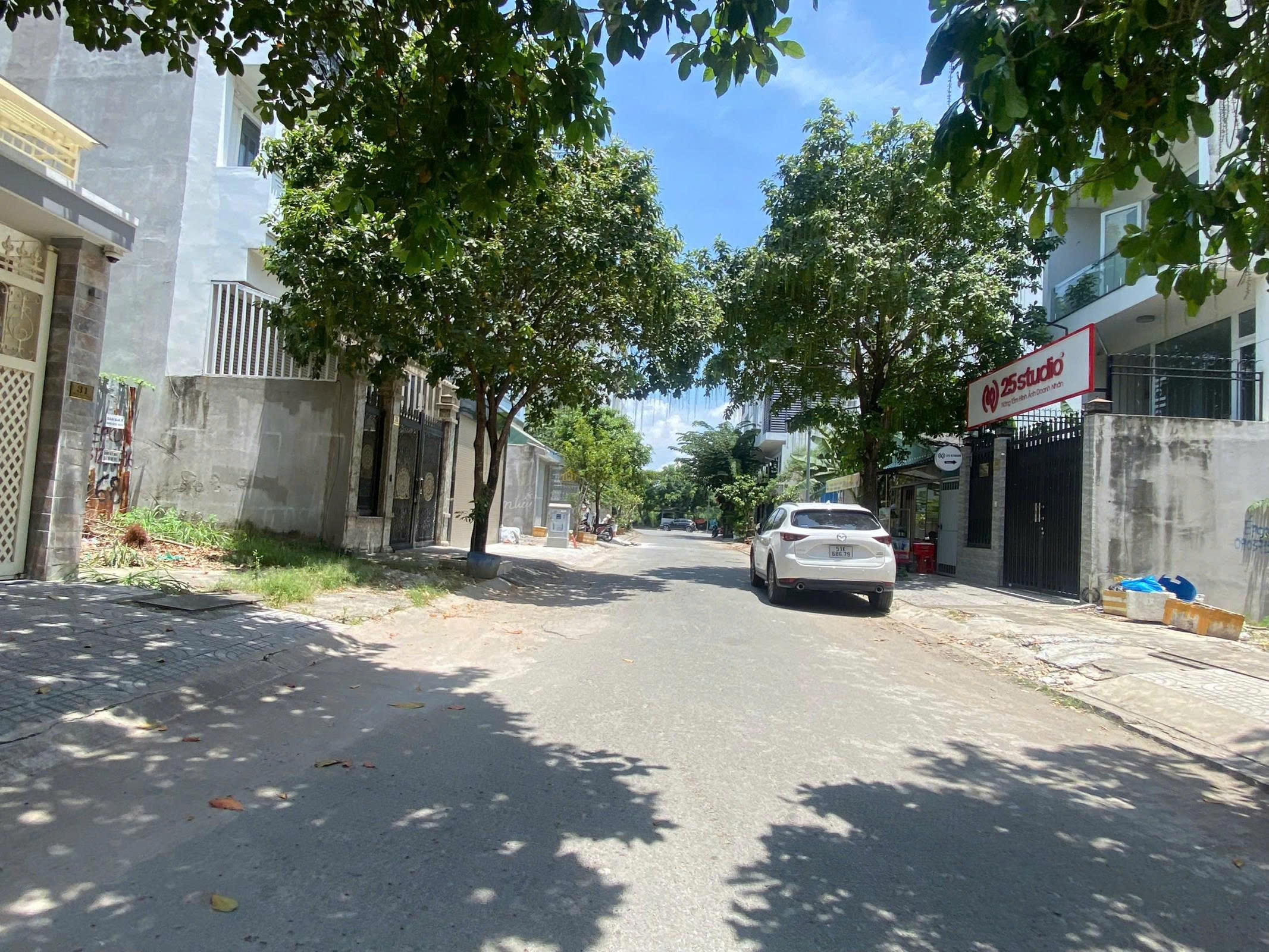 Bán biệt thự liền kề Q.2, Nguyễn Văn Hưởng, 615m², 160 tỷ, sổ đỏ - Ảnh chính
