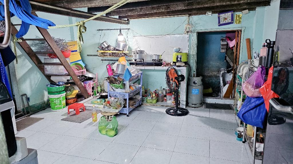 Bán nhà Tỉnh Lộ 10, gần Quốc Lộ 1A, Bình Tân, 78m² - 4x20 - 2 tầng, chỉ hơn 2 tỷ - Ảnh 1