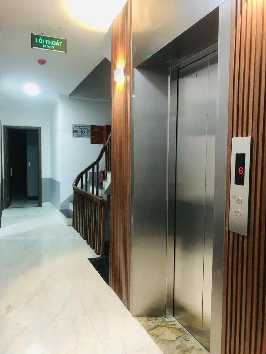 SIÊU PHẨM NGUYỄN KHANG - 7 TẦNG - THANG MÁY - DÒNG TIỀN 150TR/THÁNG - GIÁ CHỈ 31 TỶ - 103M2 - Ảnh 2