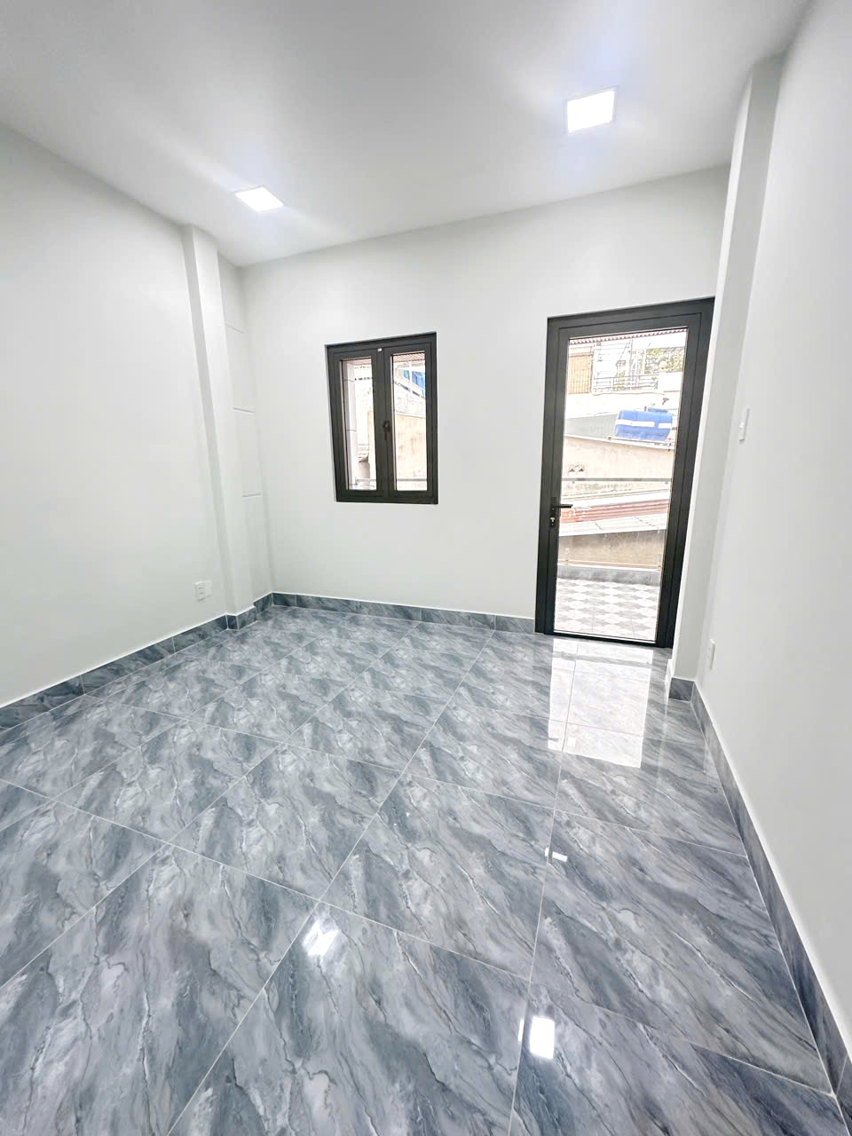 Nhà mới 3 tầng hẻm thông 39 Dạ Nam Phường 2 Quận 8 - Ảnh chính