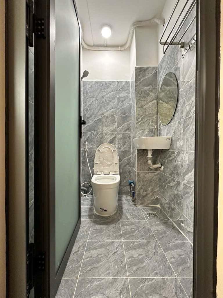 NHÀ ĐẸP 4 TẦNG – DÒNG TIỀN ỔN ĐỊNH 50 TRIỆU/THÁNG – NGUYỄN THỊ THẬP, QUẬN 7 – 50M2- CHỈ NHỈNH 7 TỶ - Ảnh 1