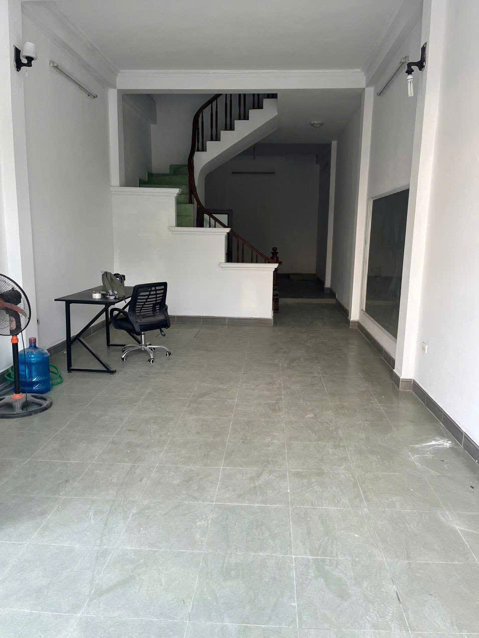 Cho thuê Mặt Phố Thịnh Liệt 4 tầng x 40m2, 4 PN  làm VP c.ty, bán hàng 15 Triệu - Ảnh chính
