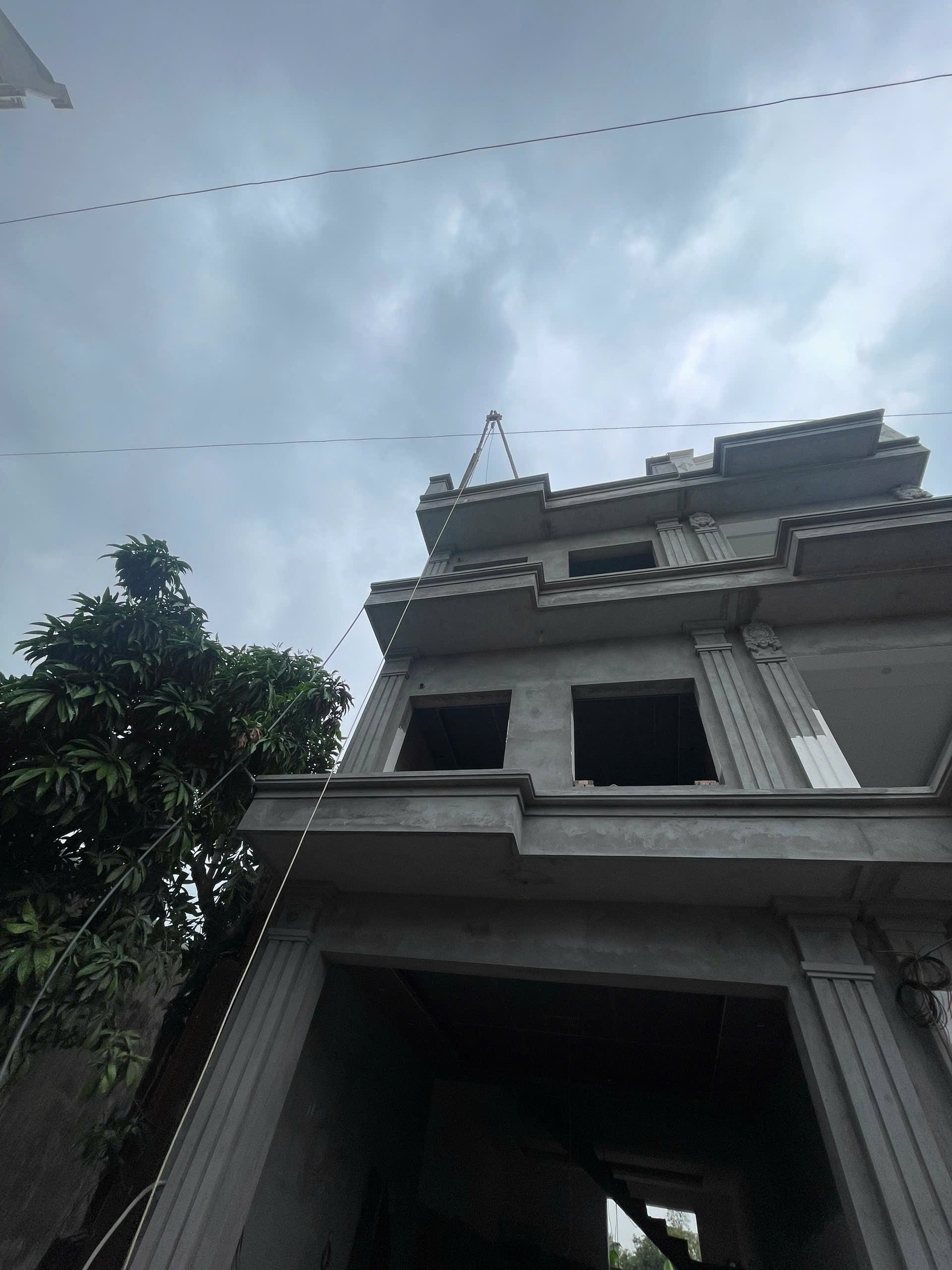 Siêu Phẩm độc lập sân cổng riêng ô tô ra vào nhà tại Lộc Vừng Đỏ Phương Lưu - Ảnh 3