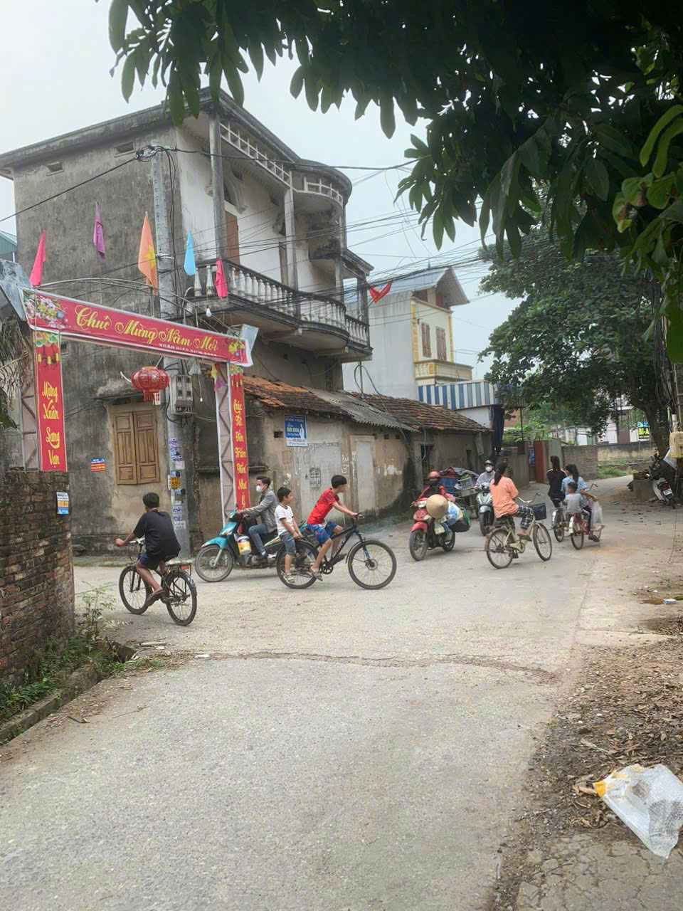 Hàng hót nóng chỉ hơn quanh 2 tỷ - đường ô tô thông sát nhập thị trấn chúc sơn chương mỹ - Ảnh 2
