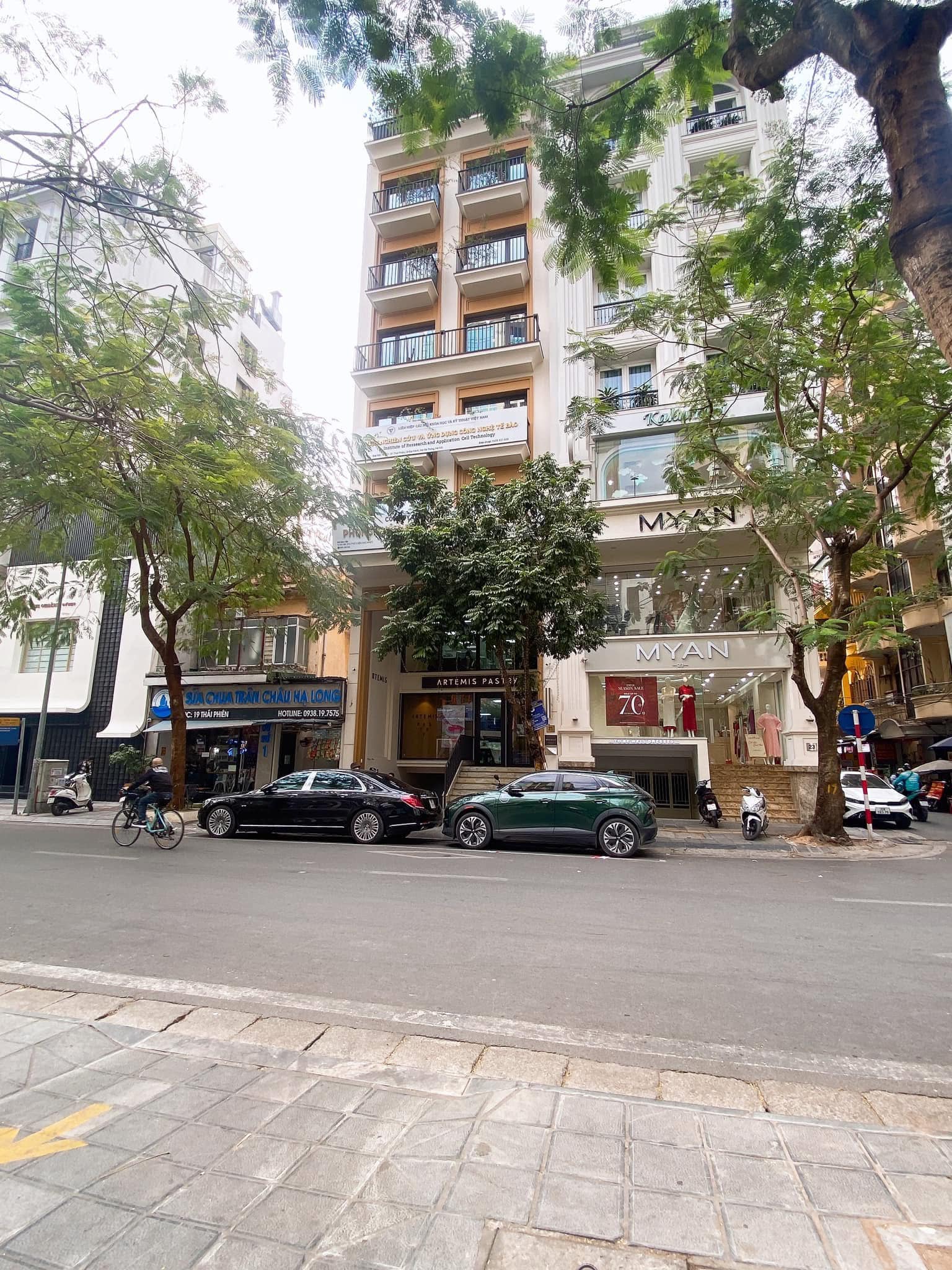 Bán nhà mặt phố Đoàn Trần Nghiệp, 150m2, 11 tầng thang máy 2 hầm, mặt tiền 6.5m, 187 tỷ, kinh doanh - Ảnh chính