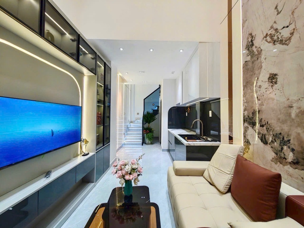NHÀ QUẬN 3 - VỊ TRÍ ĐẸP, HẺM 4M THÔNG - 3PN, SỔ HỒNG RIÊNG - CHỈ 5.7 TỶ - Ảnh 4