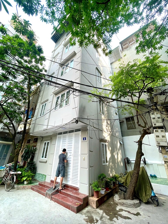 HOT HOT F0 - NHÀ LÔ GÓC- HOÀN HẢO- KHÔNG CÓ CĂN SỐ 02 KHU VỰC  Phố Đại La, ngõ Thống Nhất - Ảnh 1