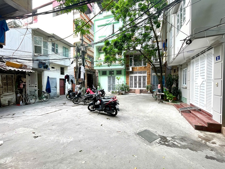 HOT HOT F0 - NHÀ LÔ GÓC- HOÀN HẢO- KHÔNG CÓ CĂN SỐ 02 KHU VỰC  Phố Đại La, ngõ Thống Nhất - Ảnh 3