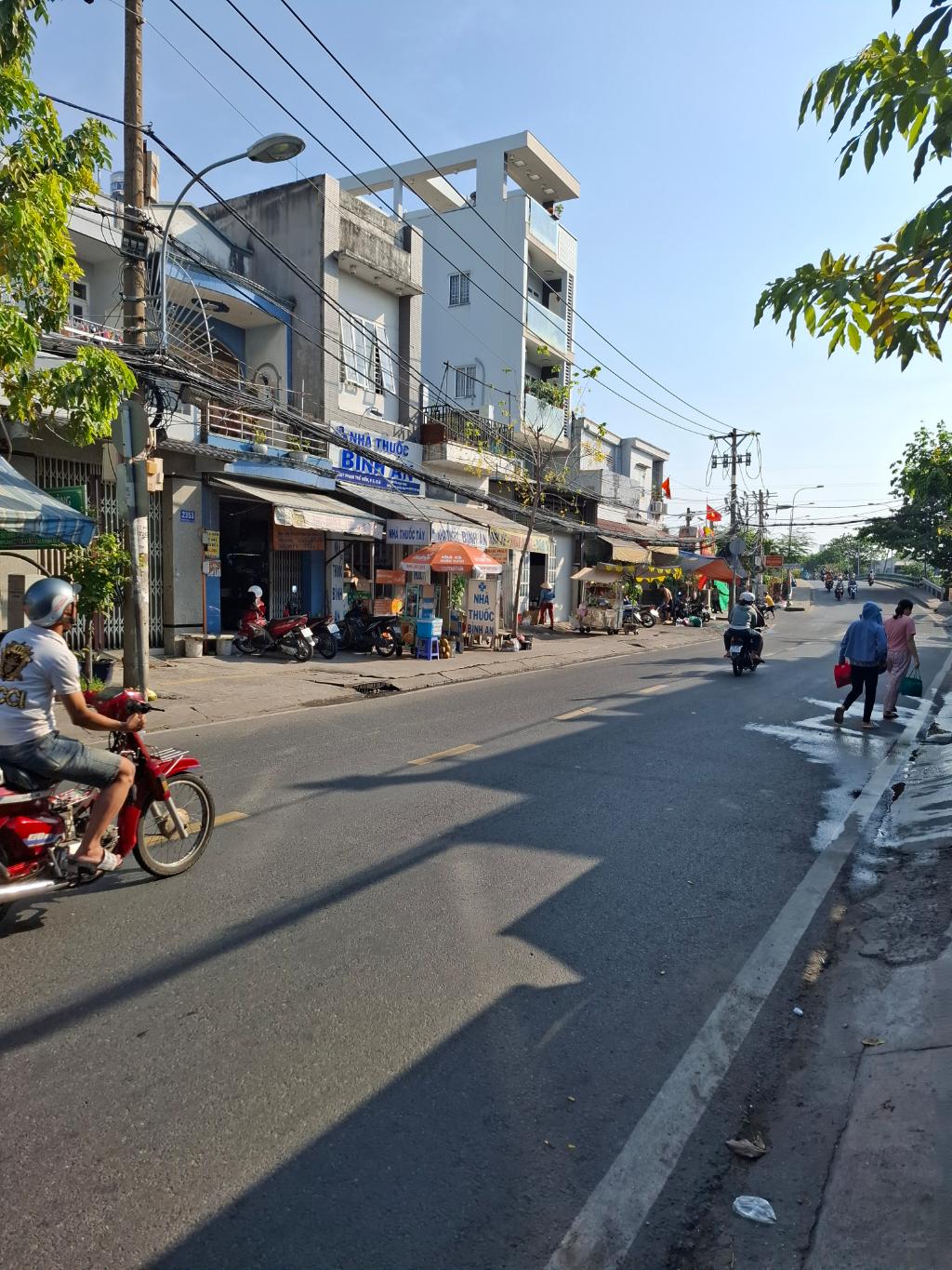 Nhà mặt tiền giá rẻ - Đường Phạm Thế Hiển DT 60m2 chỉ hơn 6 ty - Ảnh chính