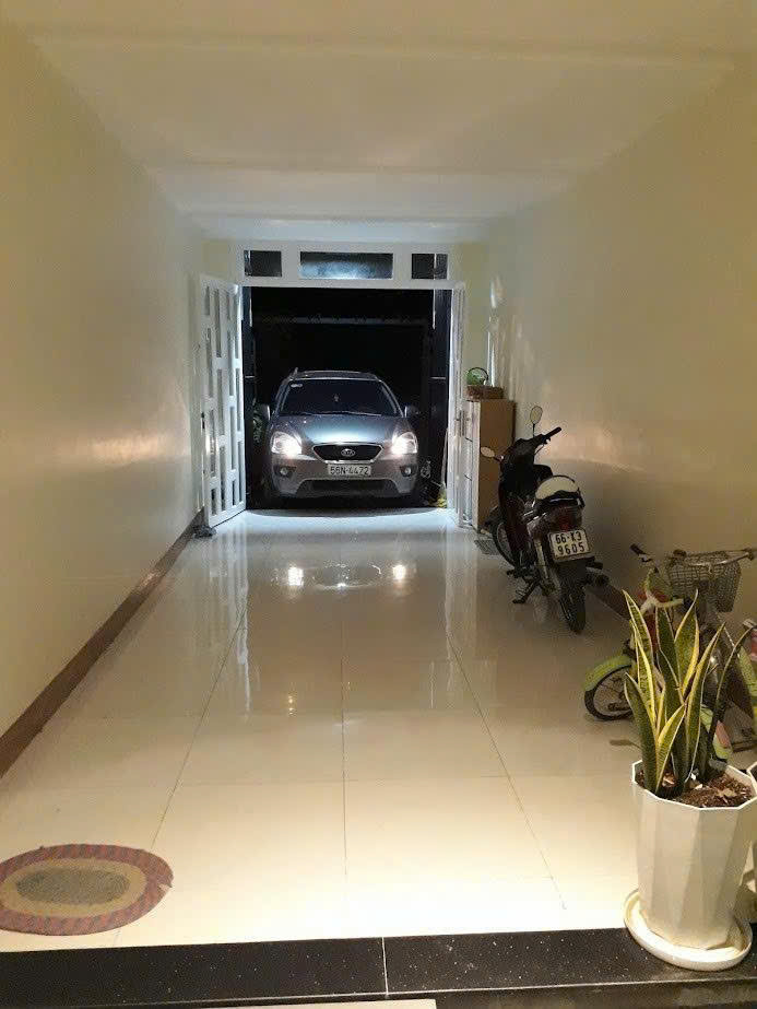 CỰC HIẾM!! Mặt tiền Bùi Minh Trực vào ở ngay DT 74m2 4 tầng đúc tặng full NT chỉ hơn 9ty - Ảnh 1