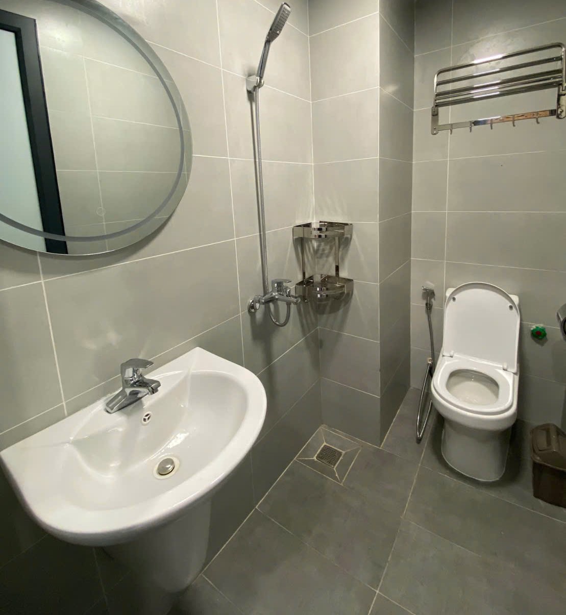 (Cực hiếm) Căn hộ Studio cao cấp 25m2 mới khai trương ở phố 8/3 - Hai Bà Trưng - Có máy giặt riêng - Ảnh 4
