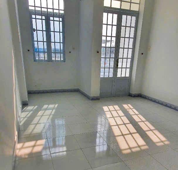 Cho thuê nhà 1 trệt 1 lầu, 90m², 4PN, gần Metro, ĐH Kiến Trúc - Ảnh 3