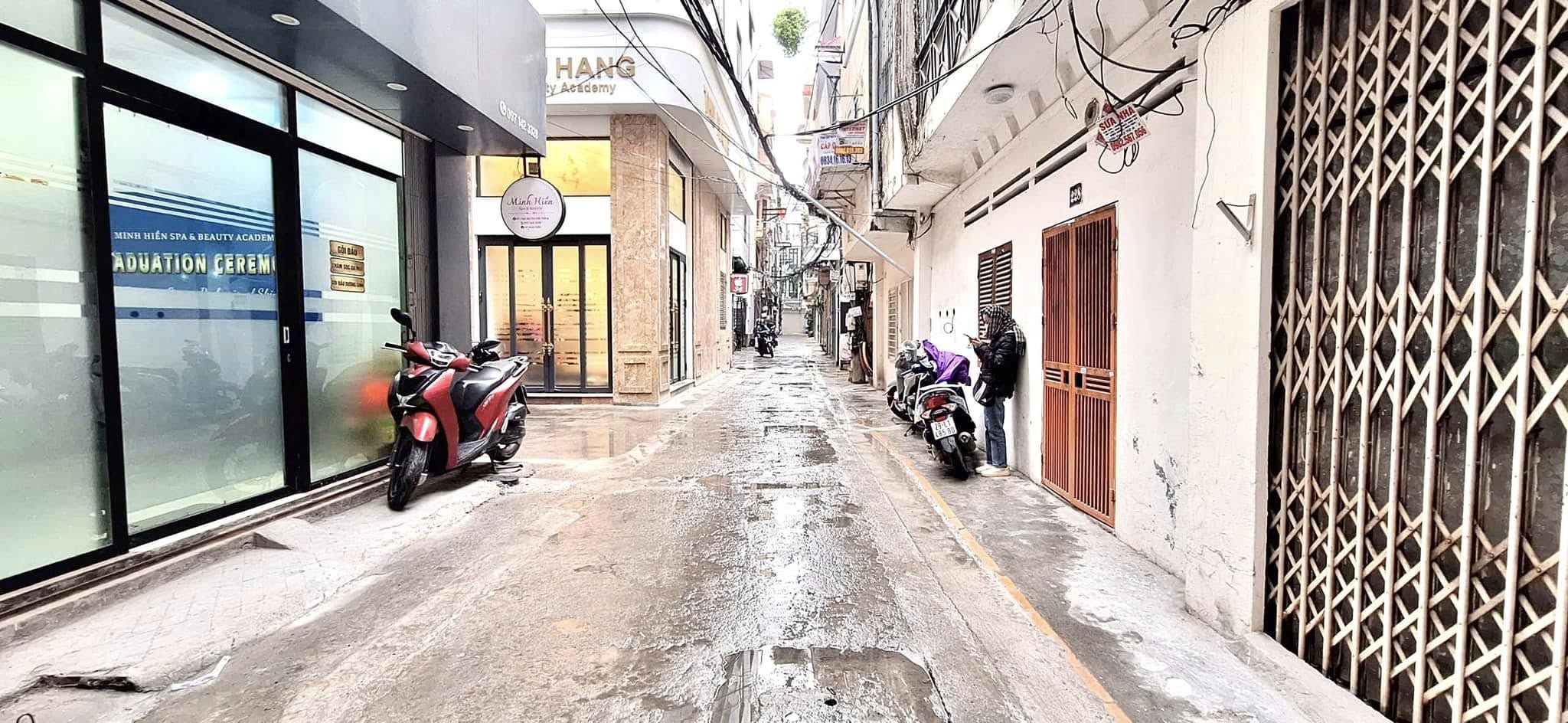 Bán nhà Tôn Đức Thắng, Đống Đa 24m2, 4 tầng đường ô tô hơn 6 tỷ gần hồ Văn Chương - Ảnh chính