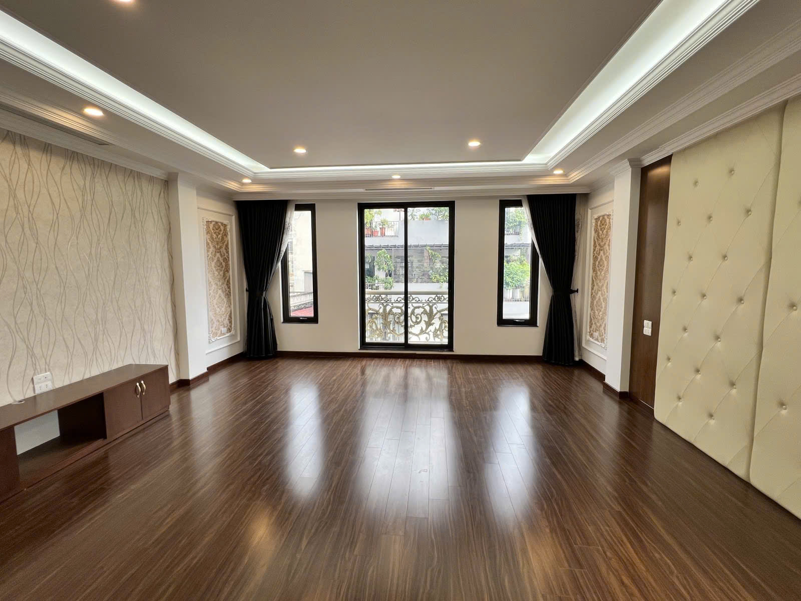 Siêu phẩm đầu tư dòng tiền – 8 tầng thang máy – Lô góc mặt tiền 7m – Doanh thu 1 tỷ/năm lh - Ảnh 2