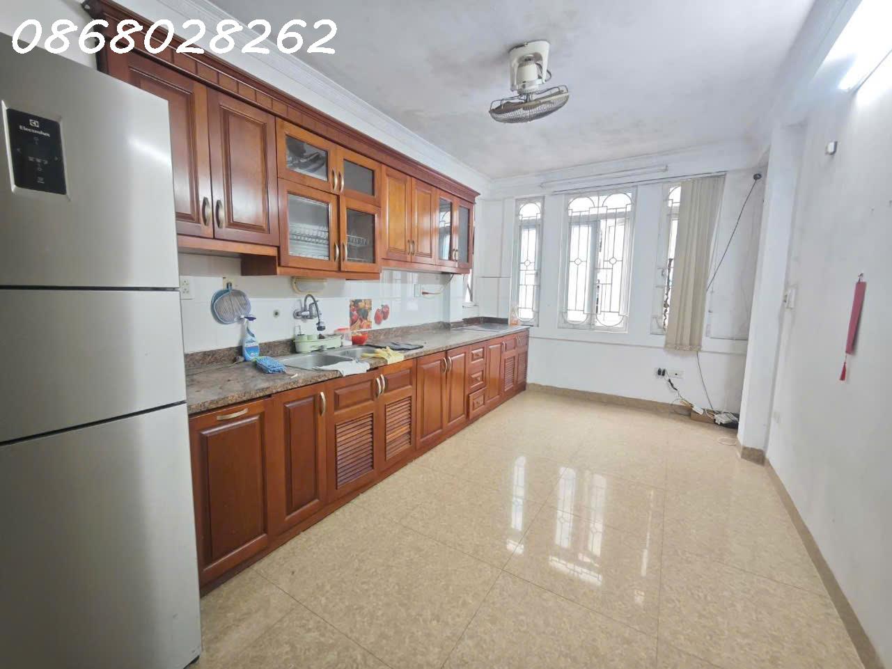 CHỈ 5,5 TỶ - CÓ NHÀ 6 TẦNG PHỐ NGỌC HÀ - HÀNG XÓM LĂNG BÁC - AN NINH CỰC CAO - Ảnh 1