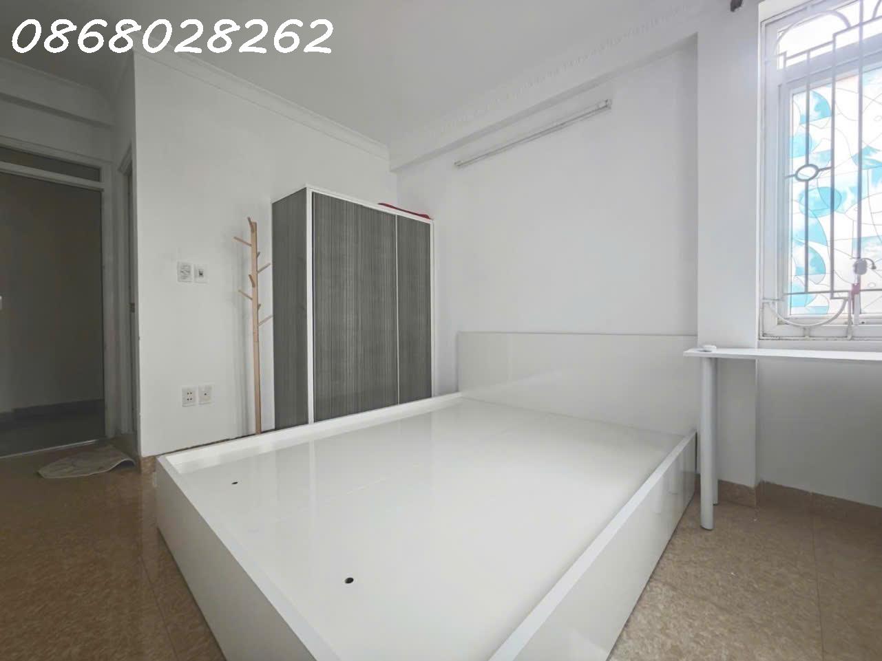 CHỈ 5,5 TỶ - CÓ NHÀ 6 TẦNG PHỐ NGỌC HÀ - HÀNG XÓM LĂNG BÁC - AN NINH CỰC CAO - Ảnh 3