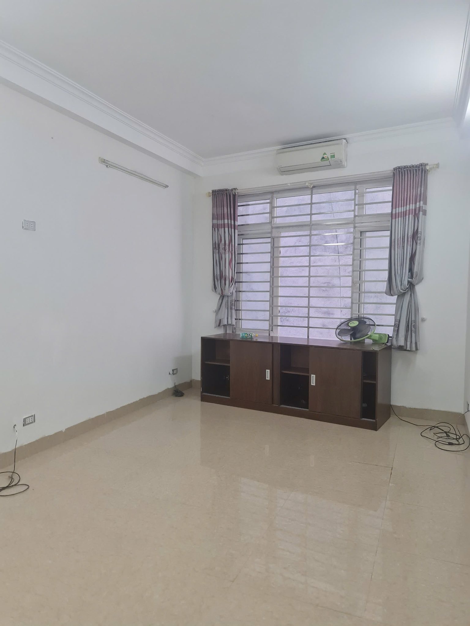 (Chính chủ) Cho thuê nhà 38m2 x 6 tầng đường Mỹ Đình 1, Quận Nam Từ Liêm. - Ảnh 1