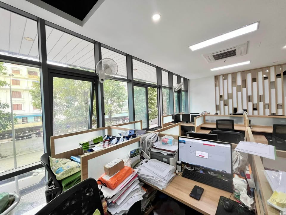BÁN GẤP NHÀ PHỐ HOÀNG ĐẠO THÀNH, Ô TÔ TRÁNH, KINH DOANH_DT 110M2, 5 TẦNG, MT 6M, 28TỶ - Ảnh 1