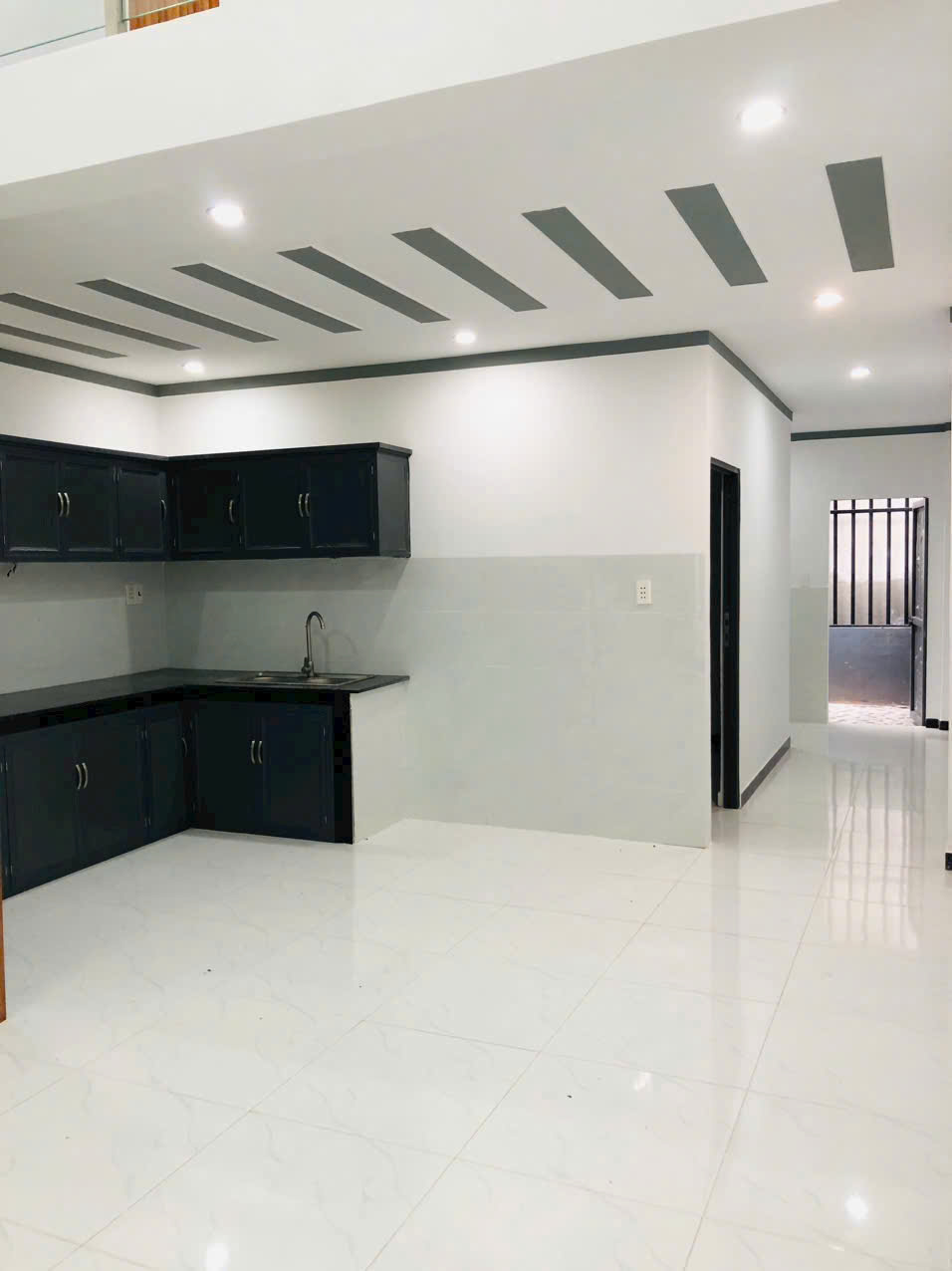 HÀNG HIẾM GIÁ TỐT - NHÀ GÁC LỬNG KINH DOANH TỐT - VEN TP BIÊN HOÀ, GẦN  BỆNH VIỆN DA LIỄU - Ảnh 2