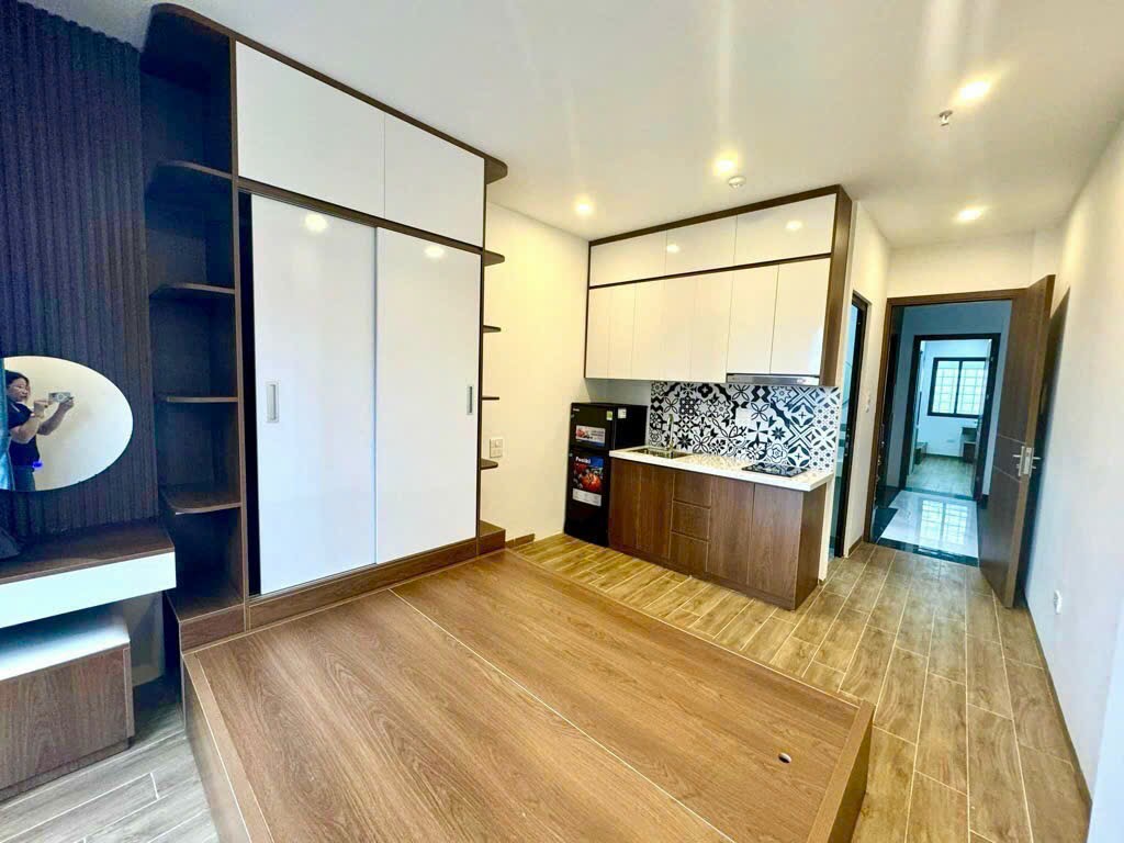 Toà CCMN siêu phẩm Hoàng Hoa Thám 50m2 x 7 tầng thang máy - 10 phòng khép kín - Ngõ to. - Ảnh 1