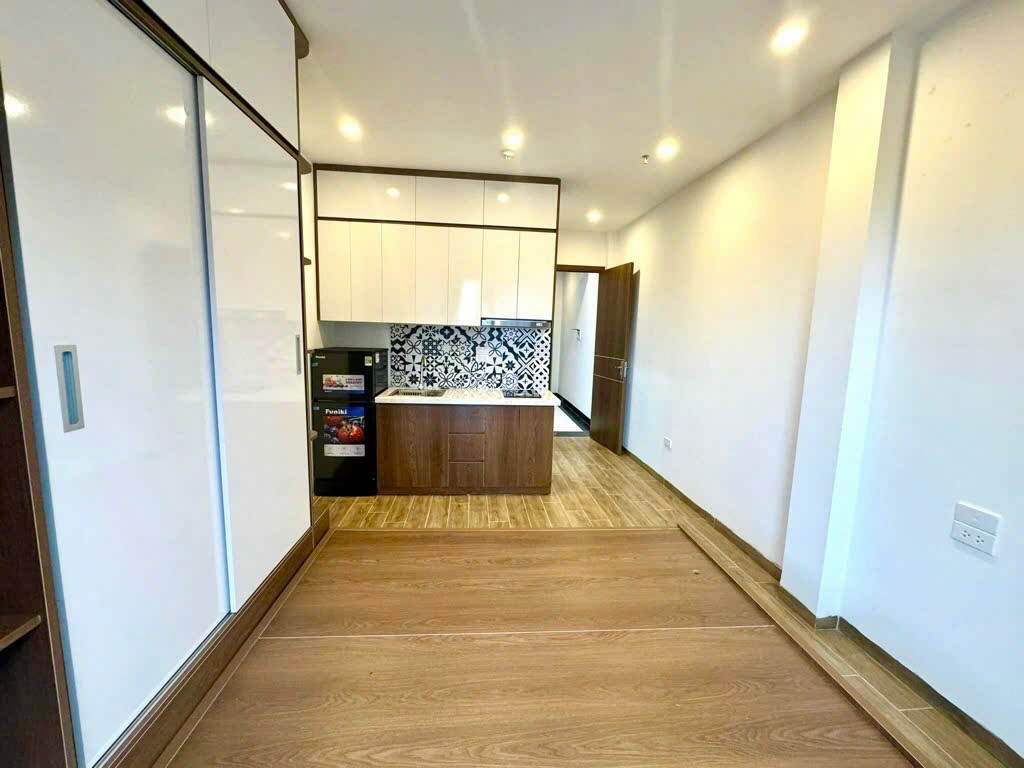 Toà CCMN siêu phẩm Hoàng Hoa Thám 50m2 x 7 tầng thang máy - 10 phòng khép kín - Ngõ to. - Ảnh 2