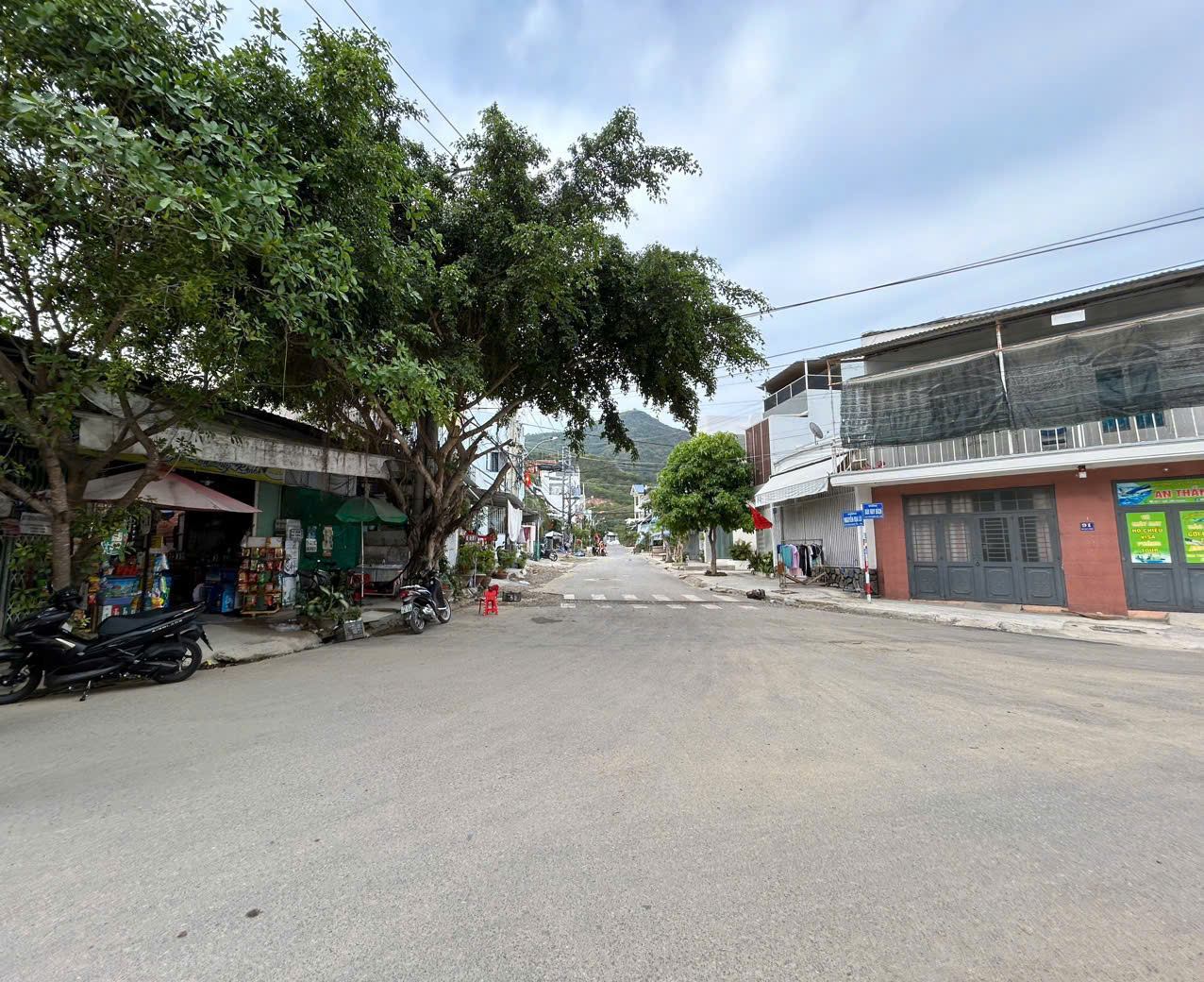 Bán mặt tiền Đường Bùi Huy Bích - Hòn Xện - P. Vĩnh Hòa Diện tích: 58,9m2 Giá bán : 4ty350 lh e bích - Ảnh 1