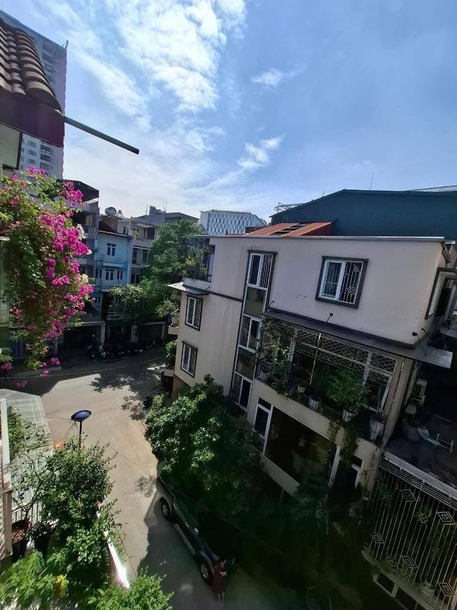 NHÀ ĐẸP VĂN QUÁN - PHÂN LÔ VỈA HÈ, ÔTÔ TRÁNH ĐỖ NGÀY ĐÊM - GIÁ 19 TỶ - Ảnh chính
