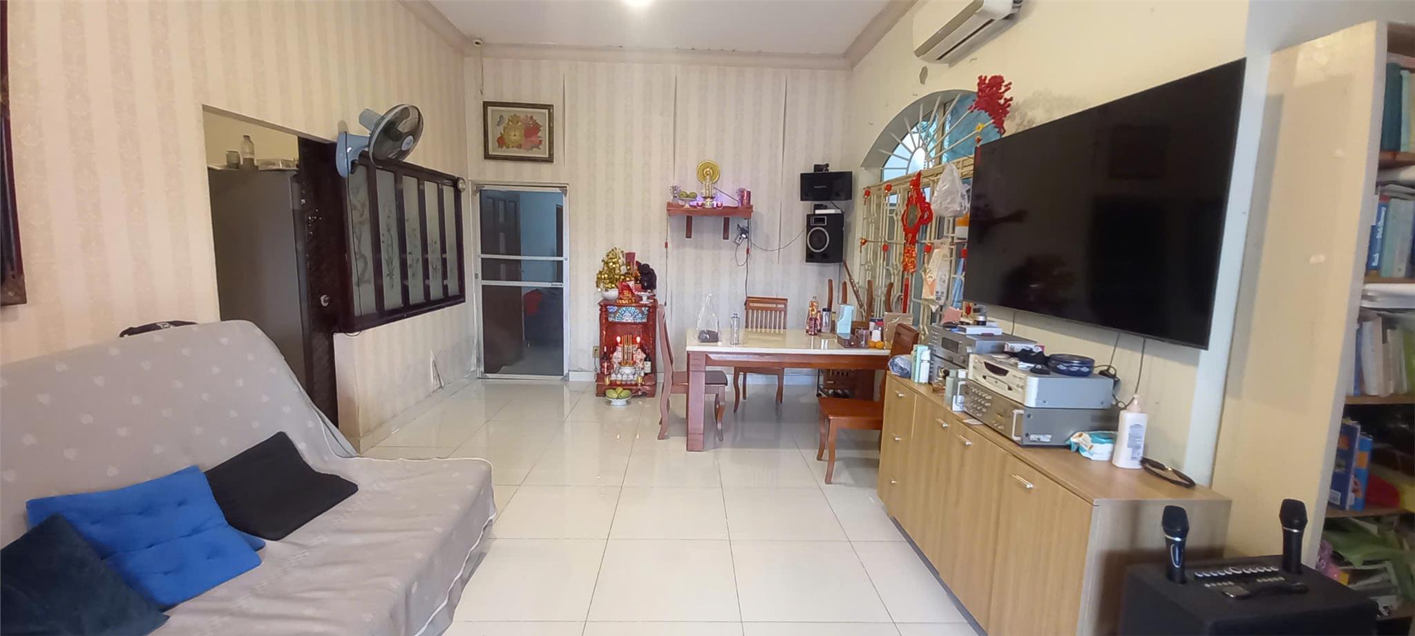 Biệt thự cũ 297m2, Gò Vấp, Hẻm to xe hơi vào tận sân, 2 tầng, giá tốt 21 tỷ TL - Ảnh chính