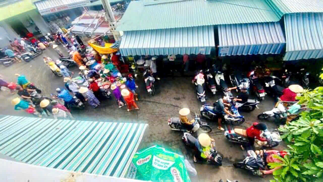 BÁN NHÀ MẶT TIỀN KINH DOANH TẠI CHỢ VĨNH TRƯỜNG, NHA TRANG - Ảnh chính