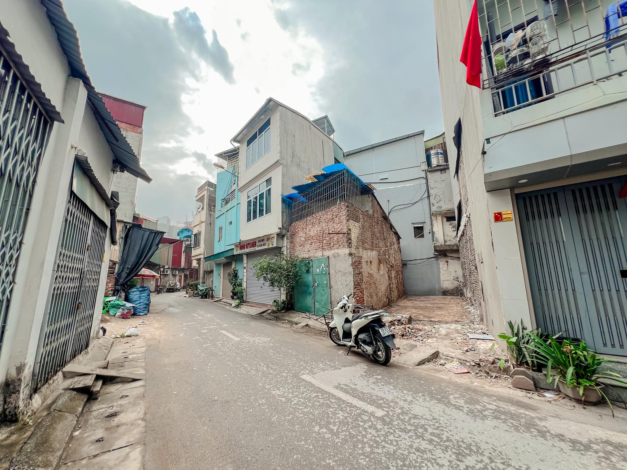 NHÀ QUẬN HAI BÀ TRƯNG  - ĐẤT SẠCH - Ô TÔ TRÁNH -  2 MẶT NGÕ - XÂY 6 TẦNG THANG MÁY - BAY NHANH - Ảnh 2
