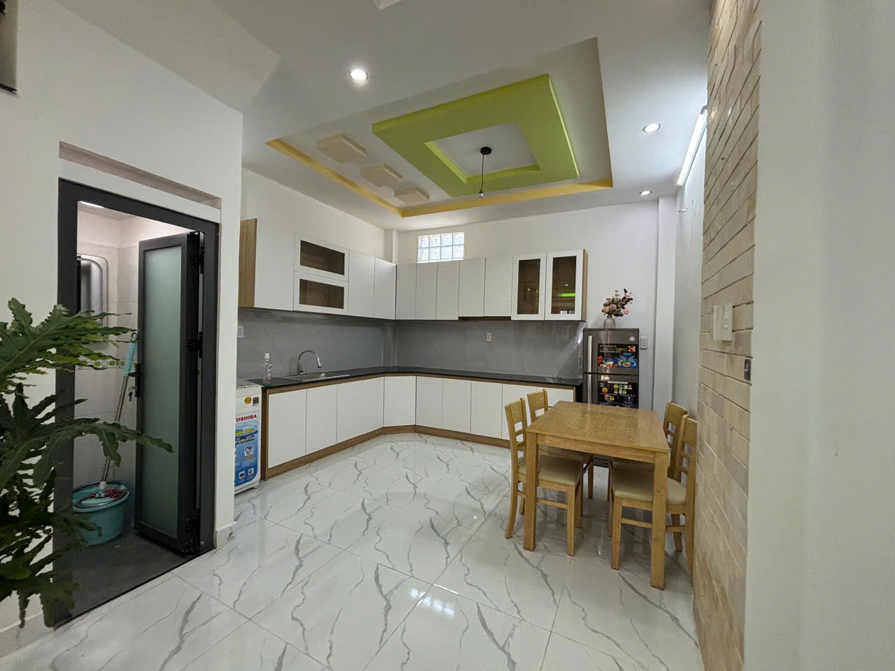 GẤP BÁN NHÀ 3 TẦNG, 4X13, GẦN SIÊU THỊ EMART GIÁP TÂN BÌNH GIÁ NHỈNH 6 TỶ - Ảnh 3