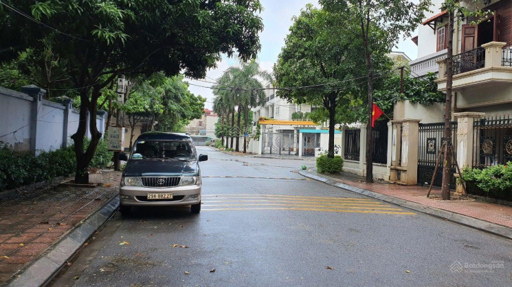 Siêu đẹp,bán đất mặt ngõ Ngọc Thụy,110M,MT 6M, ô tô tránh,KD đỉnh.Giá đầu tư hơn 21 tỷ - Ảnh chính