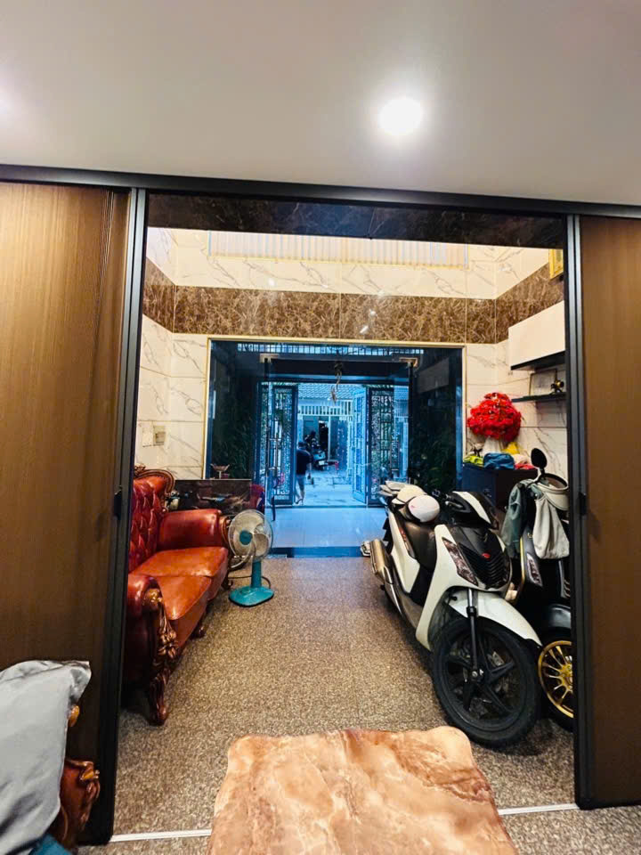 BÁN NHÀ 5 TẦNG ĐẸP – ĐƯỜNG LÊ VĂN LƯƠNG, QUẬN 7 – GIÁ CHỈ 11.6 TỶ. LH 0938827657 MS TUYỀN - Ảnh chính