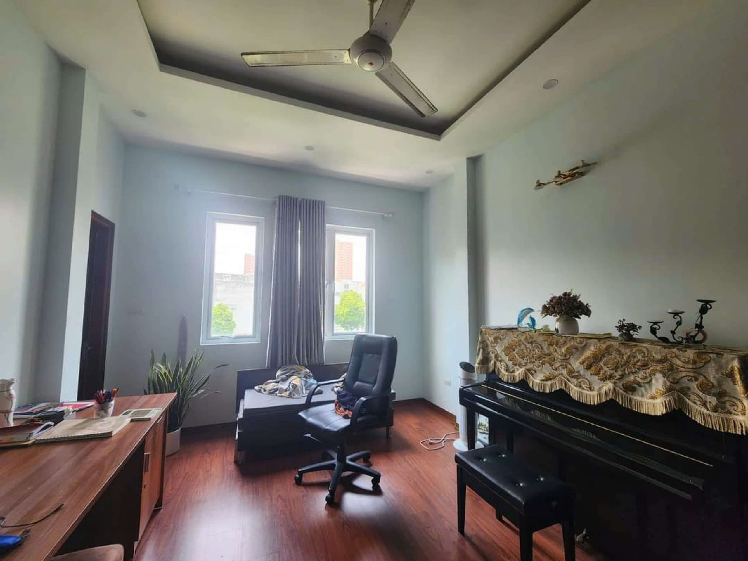 BÁN GẤP NHÀ TRẦN CUNG, DÂN XẤY, NGÕ THOÁNG, ÔTÔ ĐỖ GẦN, 58M2 CHỈ 9 TỶ 500 - Ảnh 2