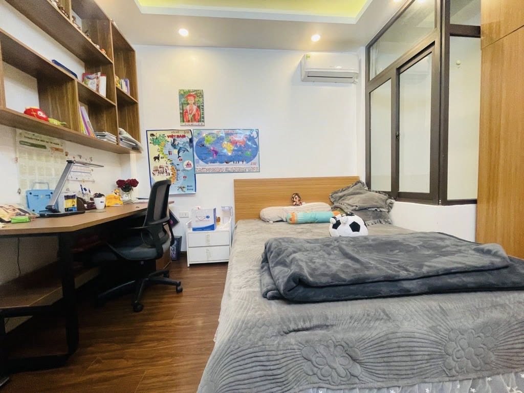 MINH KHAI 42M- HAI BÀ TRƯNG, MẶT NGÕ THÔNG TO, VÀI BƯỚC CHÂN RA MẶT PHỐ GIÁ 12,5 TỶ - Ảnh 2