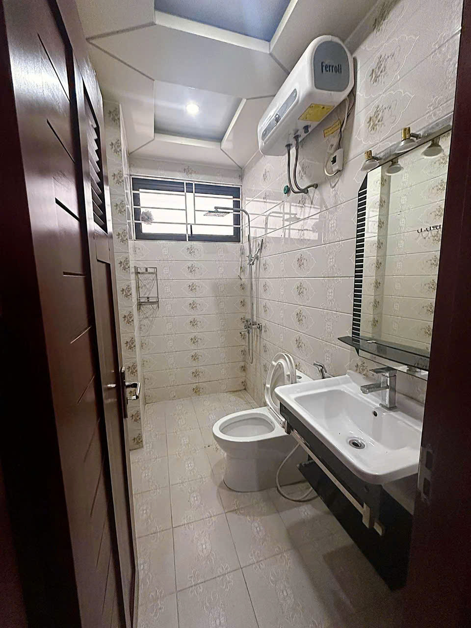 CHO THUÊ PHÒNG STUDIO TẠI PHỐ NGUYÊN HỒNG, P. LÁNG HẠ, QUẬN ĐỐNG ĐA, HÀ NỘI - Ảnh 2