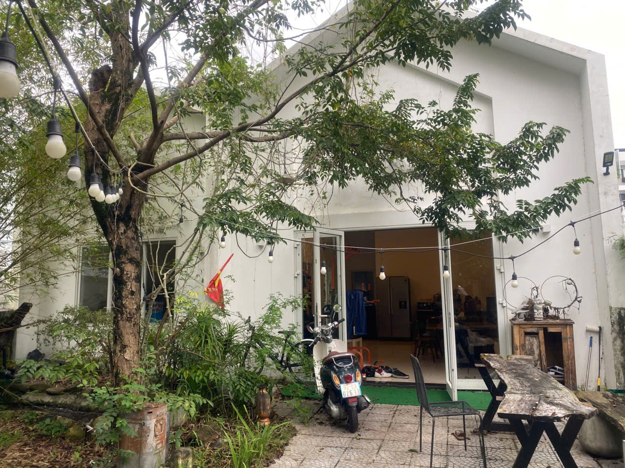 VILLA MINI DIỆN TÍCH : 250m2 (NGANG 10m) ĐƯỜNG 7m5 SÁT BÃI TẮM SƠN THUỶ, NON NƯỚC - Ảnh 1