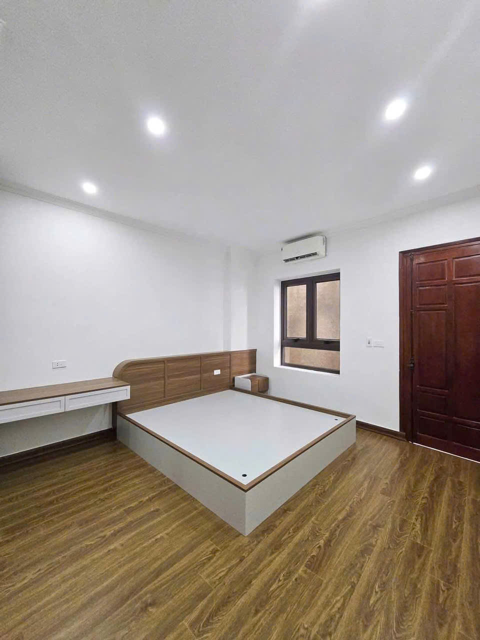 bán nhà phố cầu giấy, 20m ra mặt phố, lô góc 2 mặt thoáng - Ảnh chính