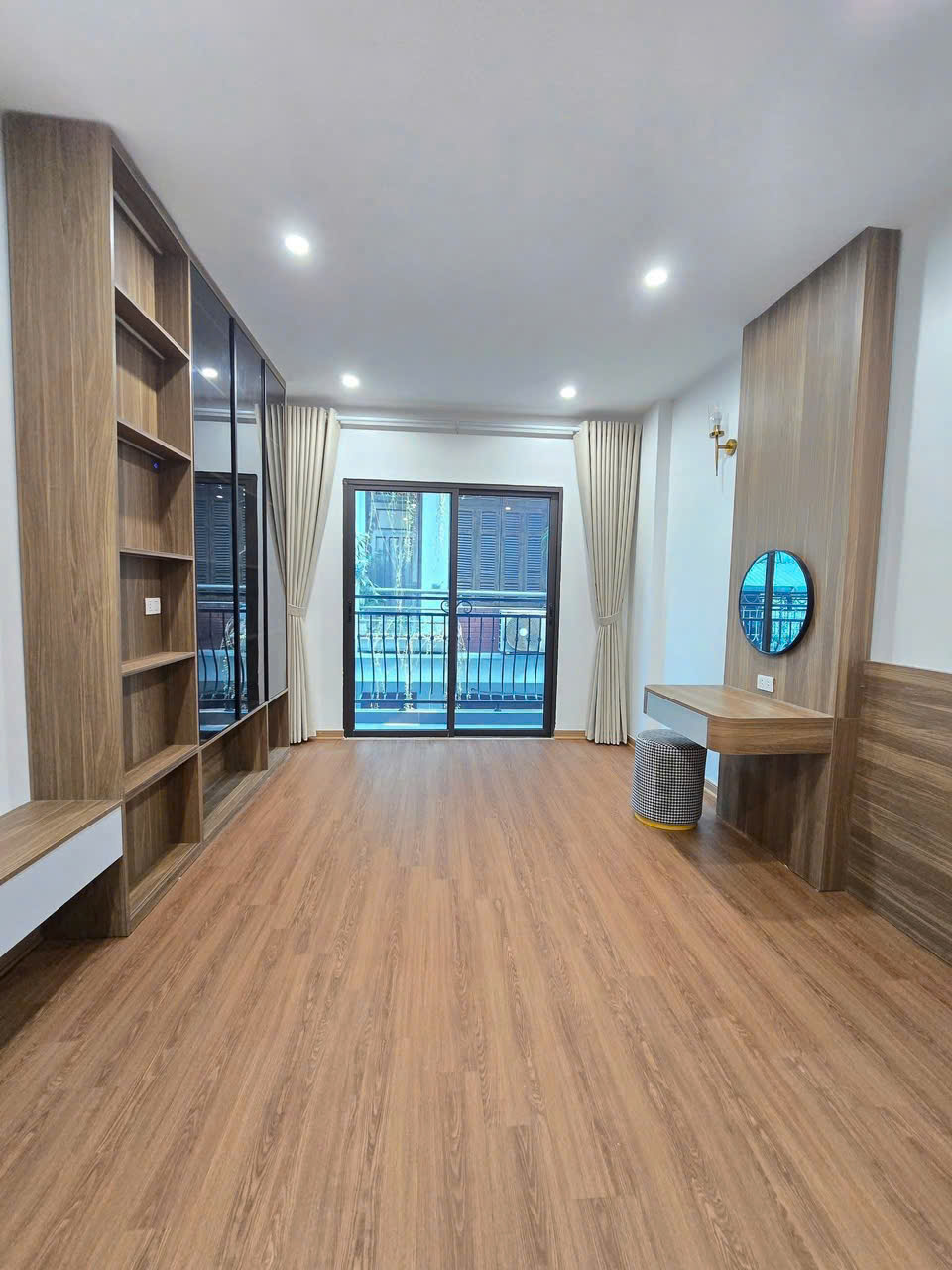 PL YÊN LÃNG - 5 TẦNG THANG MÁY DT 53m2 5 tầng Mặt tiền 3.5m Giá 15.5 tỷ - Ảnh 1