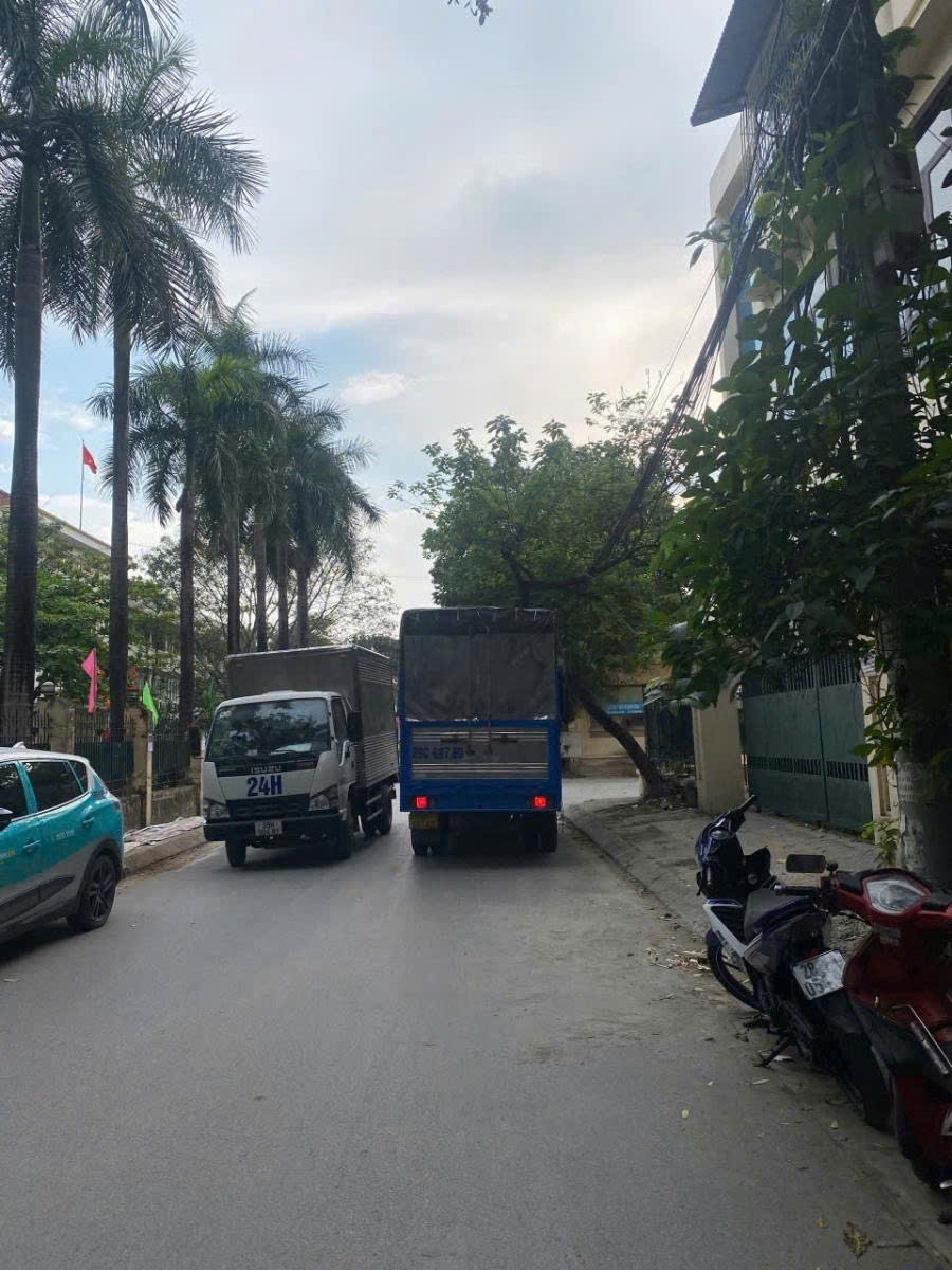 MẶT PHỐ PHAN ĐÌNH GIÓT - KINH DOANH Ô TÔ  51m2 4 tầng MT 7.5m Giá 22 tỷ - Ảnh 2