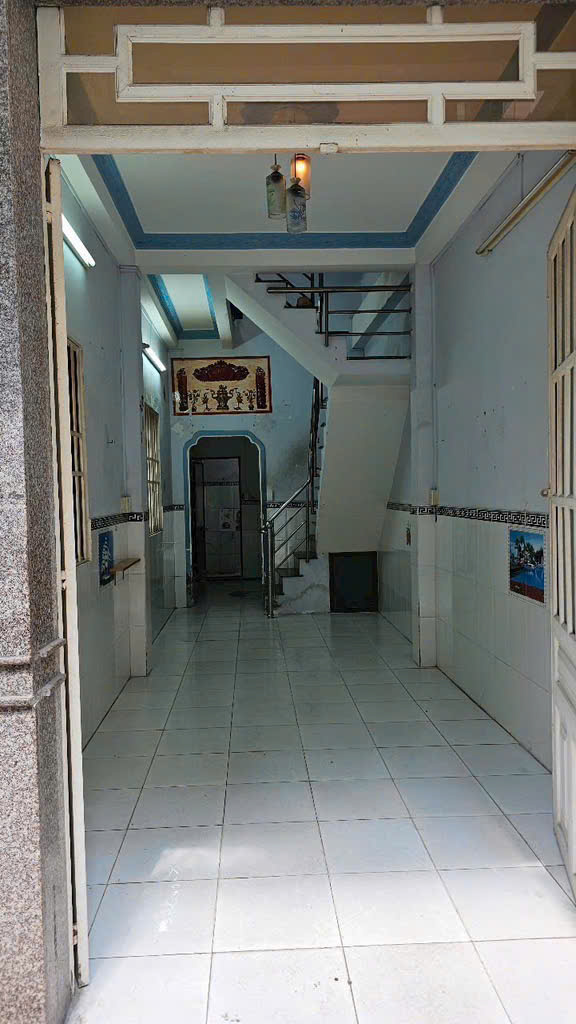Nhà hẻm ô tô sát Mặt Tiền Bình Đông Quận 8 giá 2,9 tỷ còn Thương lượng - Ảnh 2