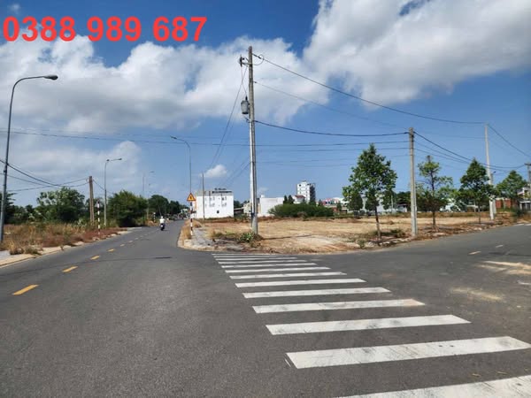CHỦ KẸT TIỀN – BÁN GẤP 3 LÔ ĐẤT NGON GẦN VÒNG XOAY 2 CON RỒNG! Vị trí đẹp, nằm giữa TP. Bà Rịa - Ảnh chính