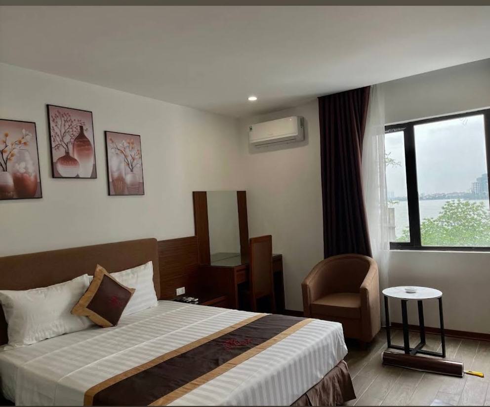 Bán nhà phố Trích Sài, Hồ Tây 215m2, 5T thang máy, mặt tiền 10m view Hồ Tây giá 85 tỷ - Ảnh 3