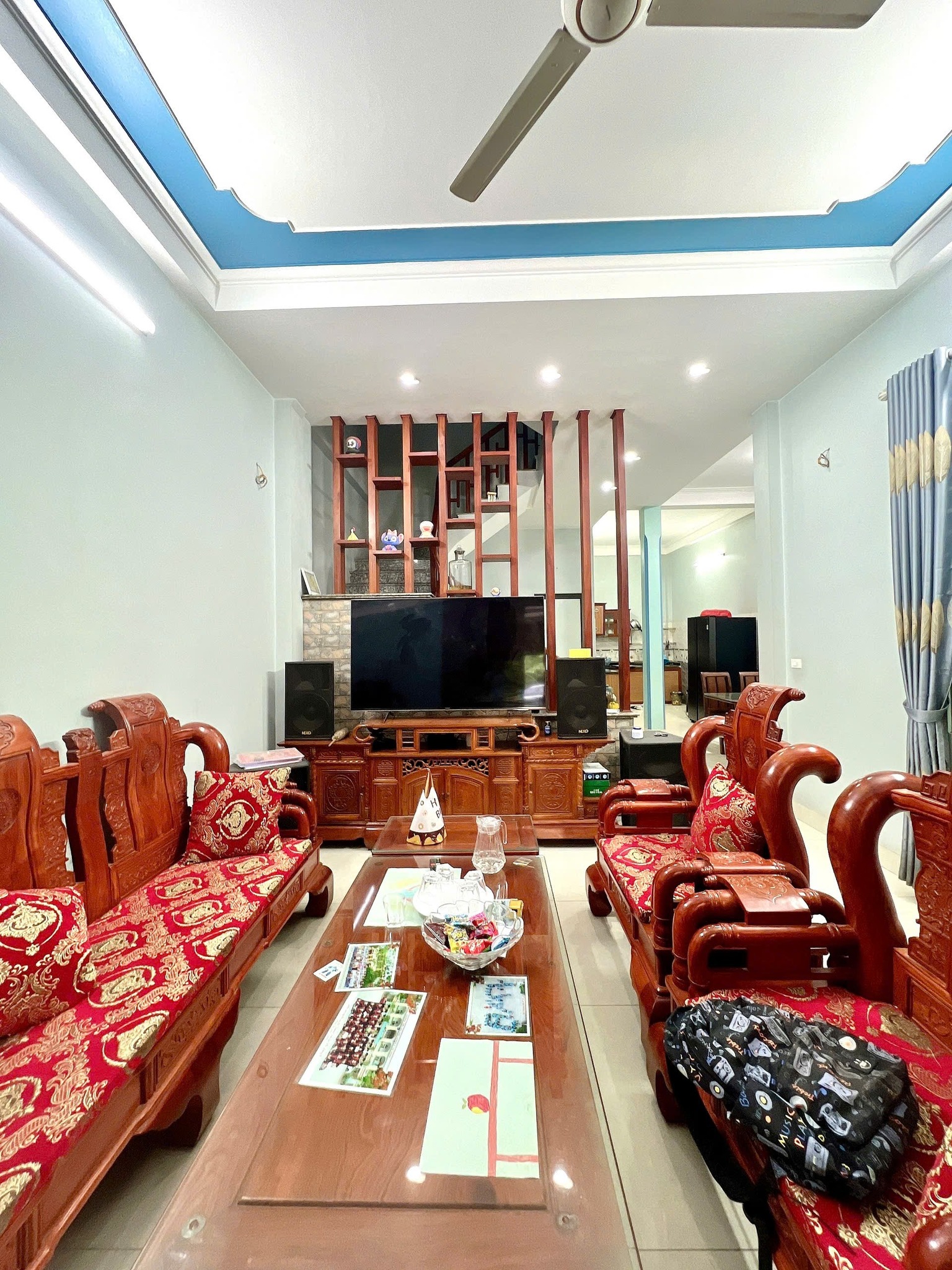 Bán nhà mặt phố Thi Sách, 110m2, 4 tầng, 59 tỷ, vỉa hè rộng, ô tô tải đỗ, kinh doanh đỉnh - Ảnh chính
