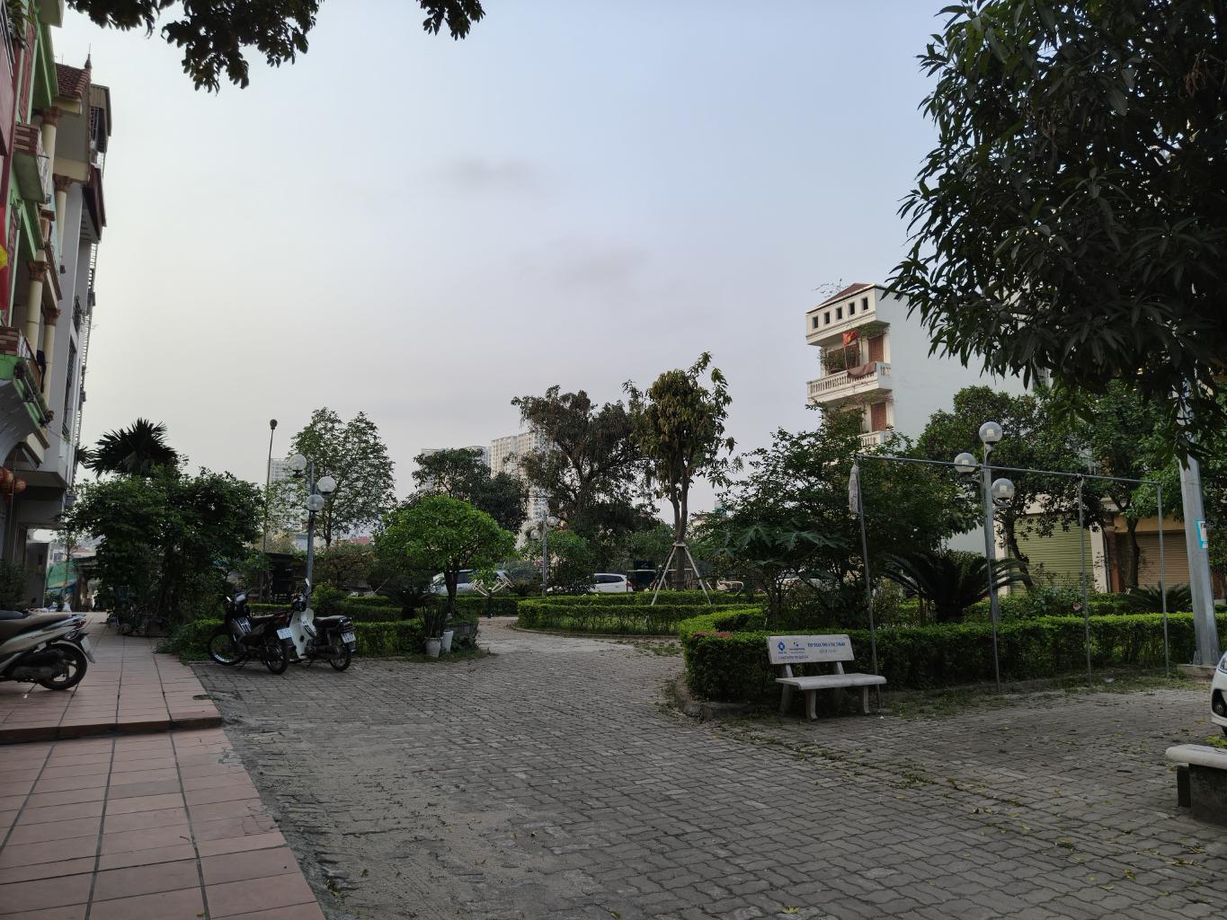 Căn góc - Khu phân lô Tái Định cư - mặt đường Tam Trinh. Nhà View Công Viên Mini, Hồ điều hòa. Giá - Ảnh 2