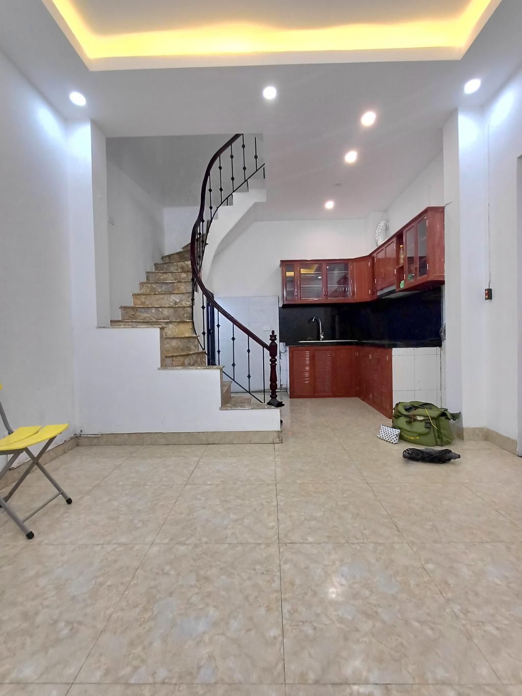 Bán Nhà Minh Khai 30m² – 4 Tầng – 3 Ngủ – Gần Ô Tô – Giá 6.3 Tỷ – Ở Ngay! - Ảnh 1