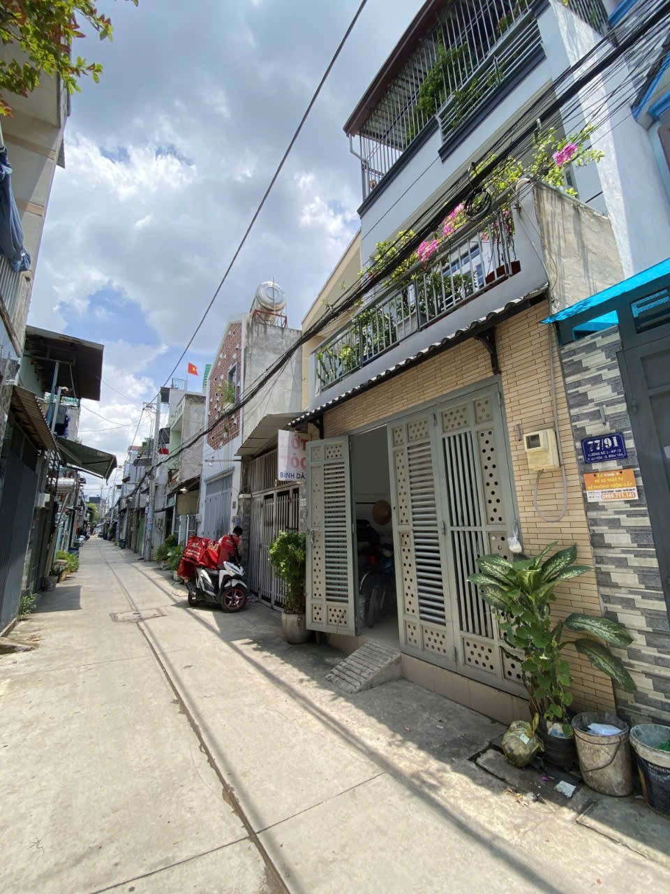 Hàng Thơm nhà Đ số 9 BHH gần AEON Tân Phú 44m2 hẻm 5m thông 2 Tâng Nhỉnh 3 ty - Ảnh chính