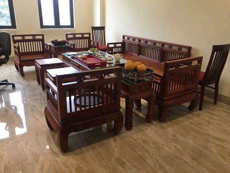 Cần bán 60m2 nhà 6 tầng mặt phố Phạm Khắc Quảng, Giang Biên. Đường rộng 25m, nhà toàn đồ gỗ - Ảnh chính